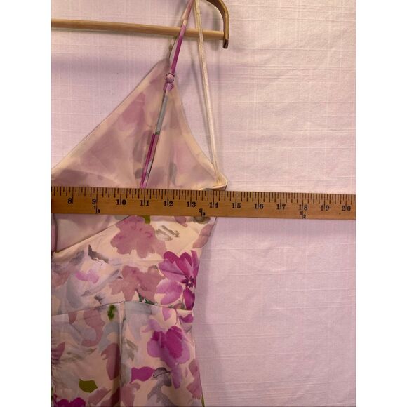ASTR The Label Giselle Floral Twist Front Midi Dress Pink Green Size Medium NWT - Picture 10 of 14
